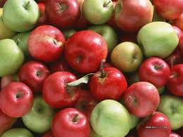 picture of red and green apples